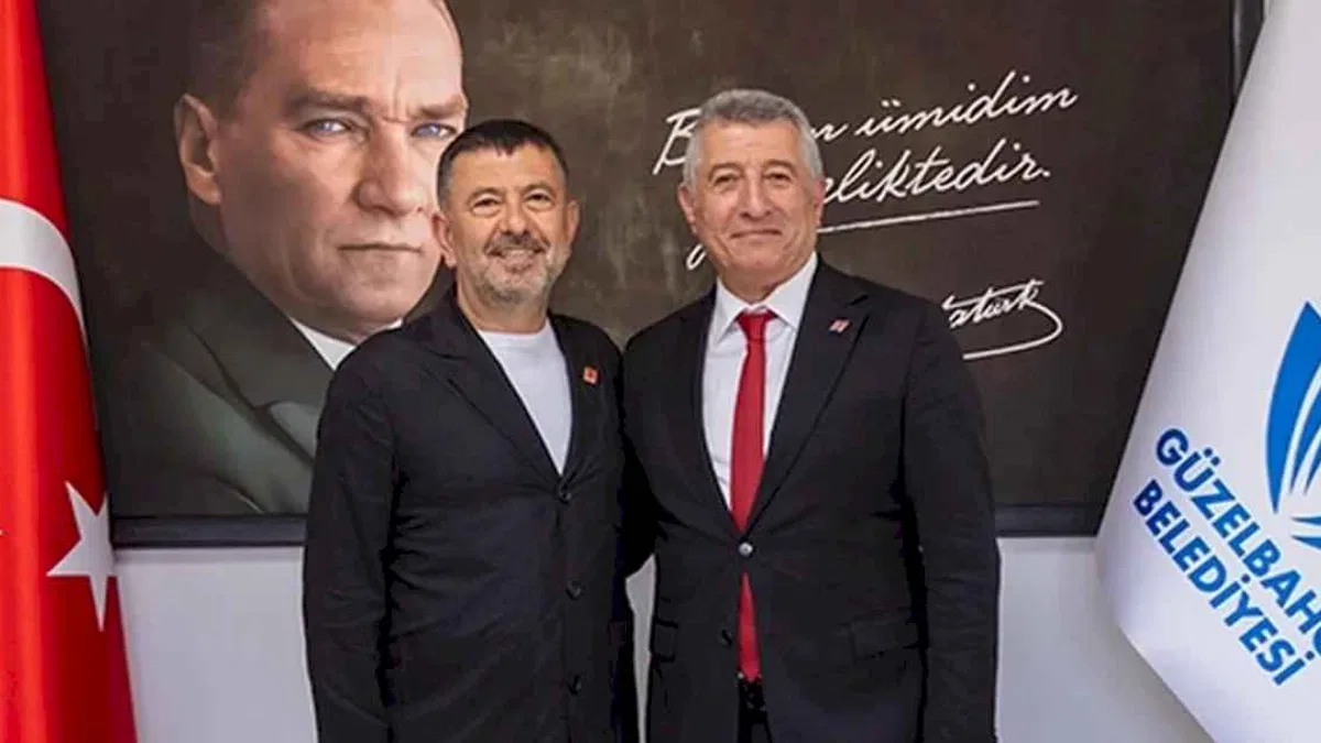 CHP'li Ağbaba’dan Güzelbahçe'ye övgü