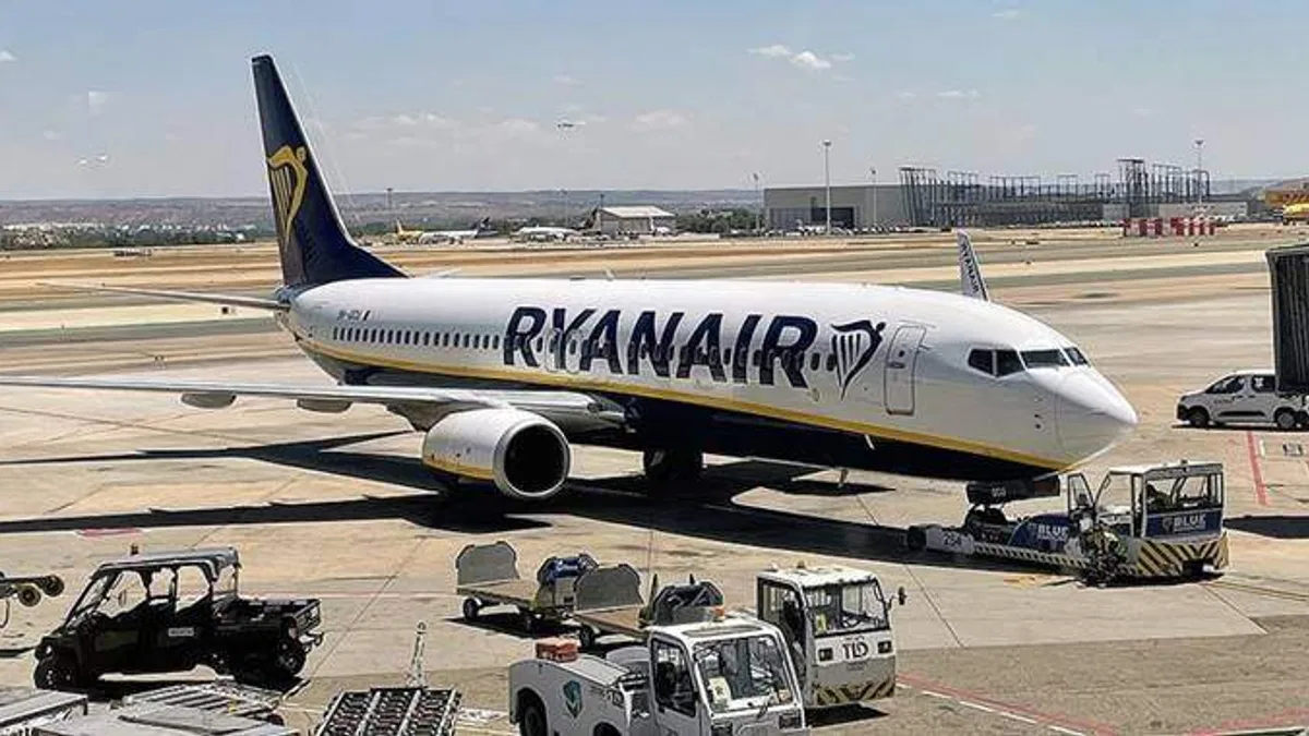 İspanya'da Ryanair hava yolu şirketi çalışanları greve başladı