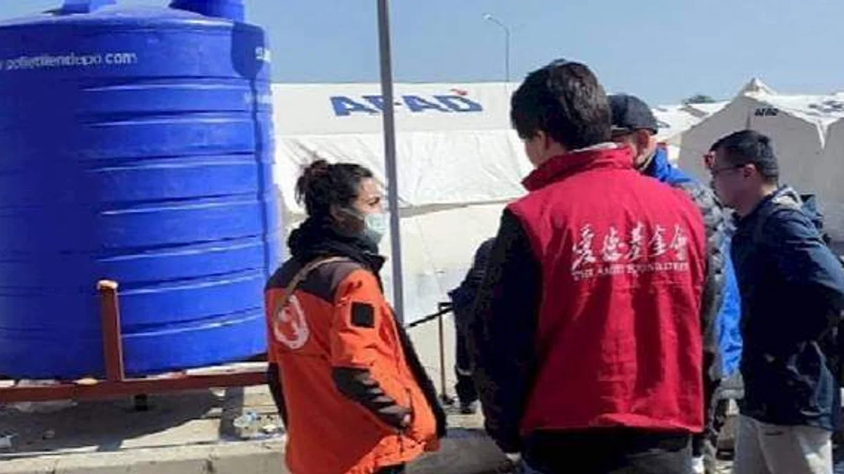 Hayata Destek Derneği, Afet Bölgesinde Temiz Su ve Hijyenin Önemine Dikkat Çekiyor