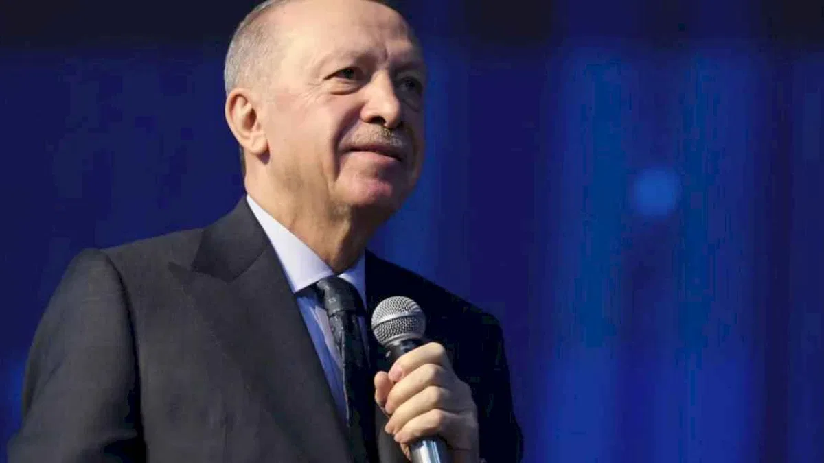Cumhurbaşkanı Erdoğan yeniden AK Parti Genel Başkanı seçildi