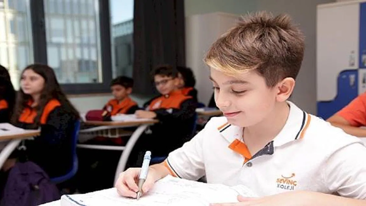 Uzman Eğitim Kurumundan Hem Öğrencilere Hem Öğretmenlere Kaliteli Eğitim Programları