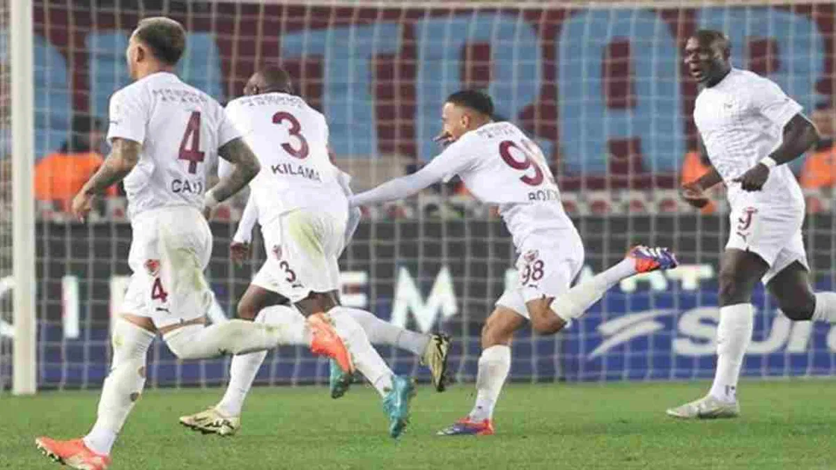 Trabzonspor 1-2 Atakaş Hatayspor (Maç Sonucu) Fırtına evinde kayıp!