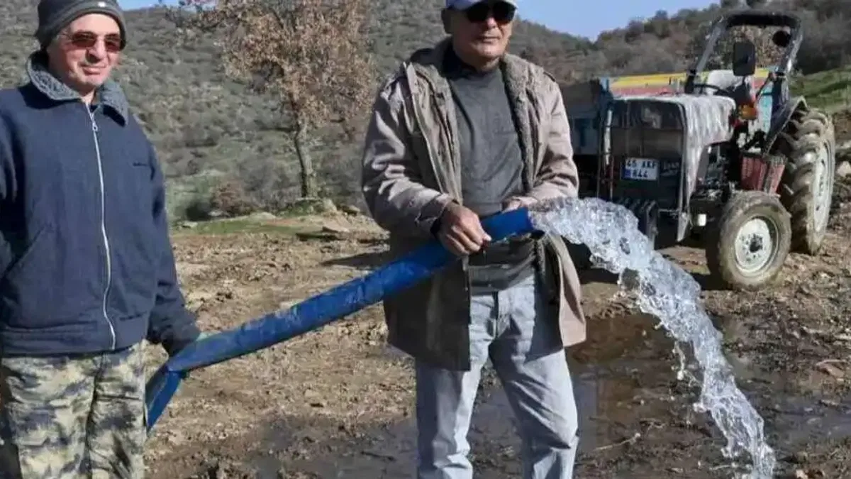 Manisa'da İsmailbey Mahallesi suya kavuştu