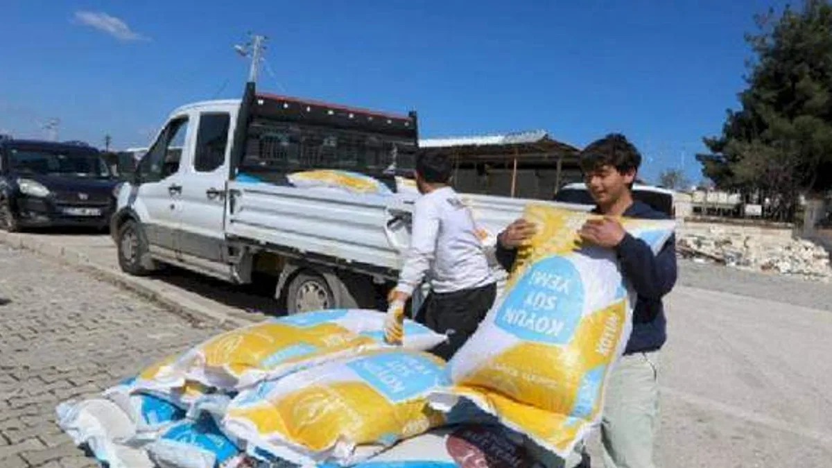 Afetzede besicilere Gaziantep'ten yem desteği