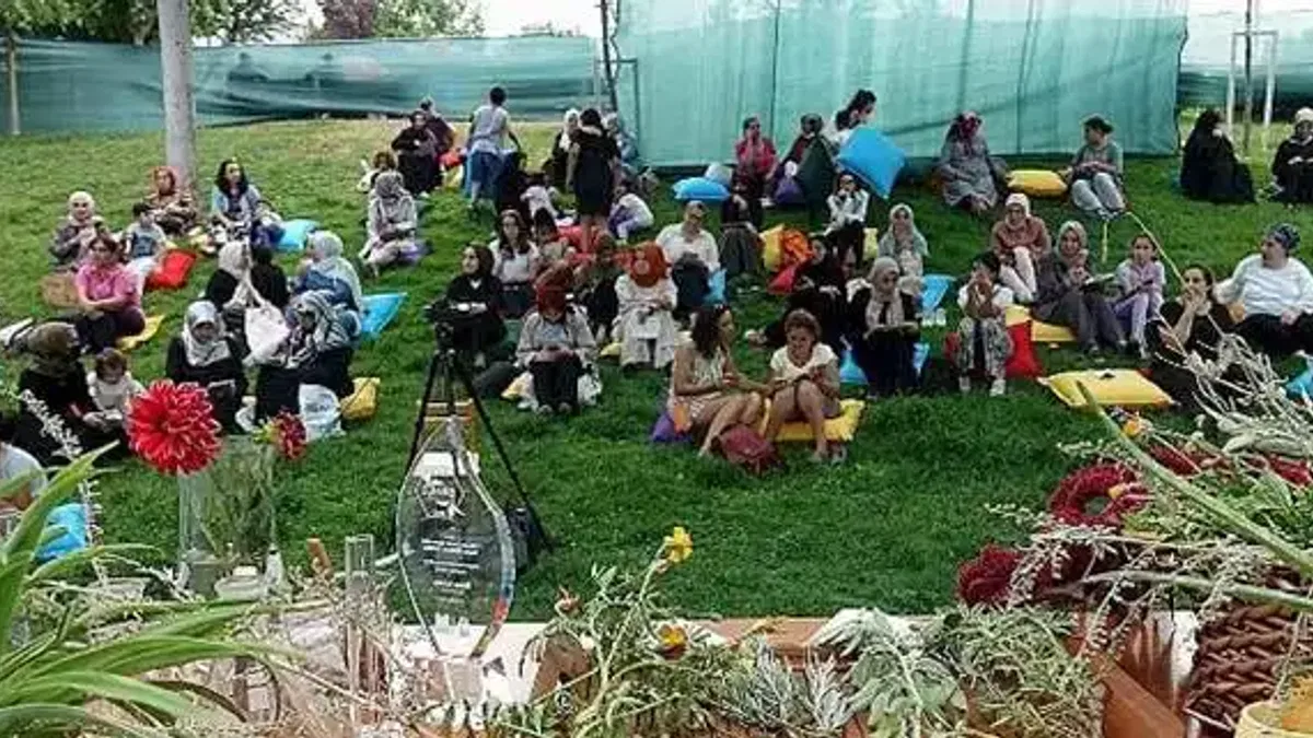 'Bahçe Seminerleri' Başladı…