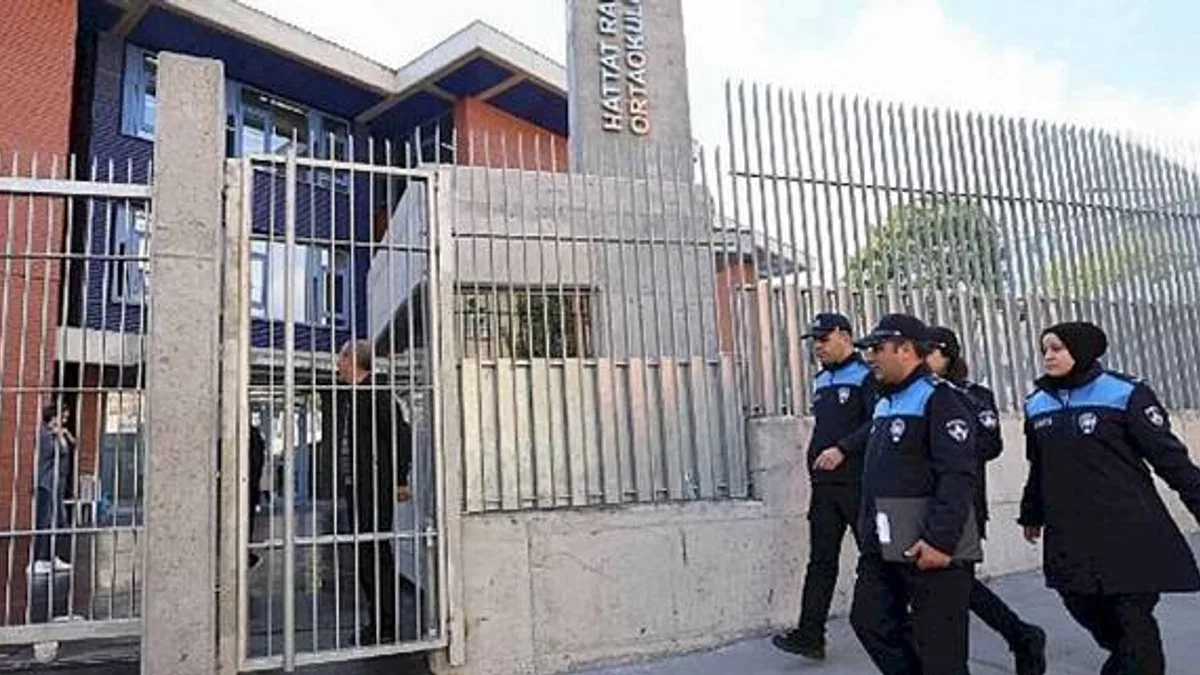 İBB zabıta ekipleri, kantin denetimlerine devam ediyor.