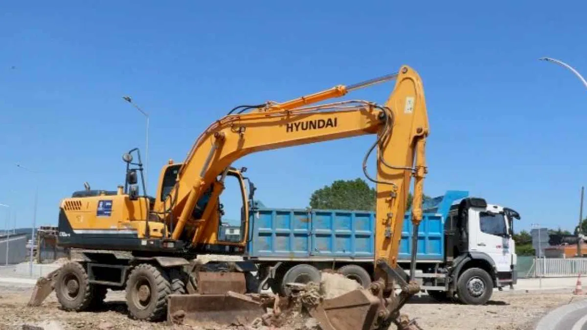 Kocaeli'de Yeşilova-Solaklar Kavşağı’nda çevre düzenlenmesi