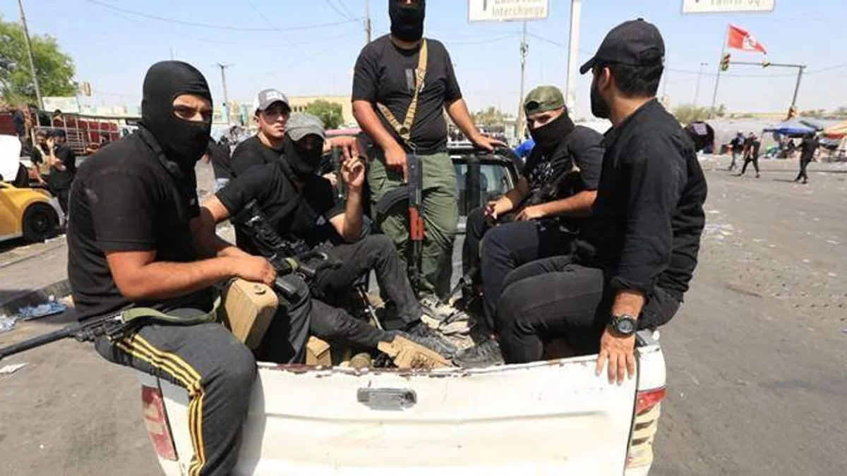 Irak'ta Şii lider Sadr, destekçilerine 1 saat içinde alandan çekilmeleri çağrısı yaptı