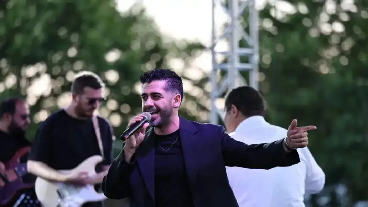 Sakarya'da 90’lar konseri nostalji rüzgârı estirdi
