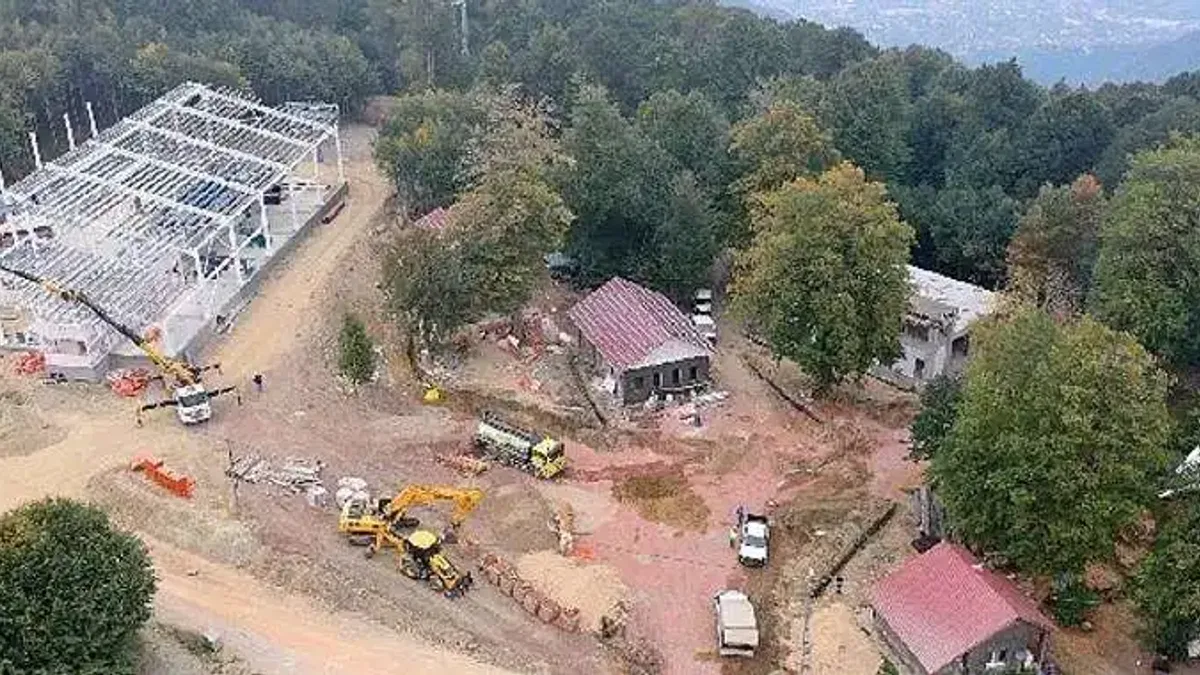 Kuzuyayla'daki Sosyal Alanlarda Hummalı Çalışma