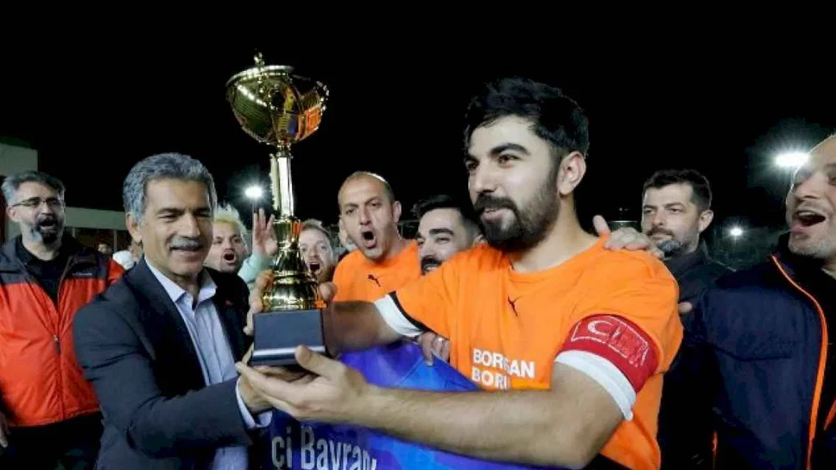 Emek turnuvasının galibi Borusan Boru