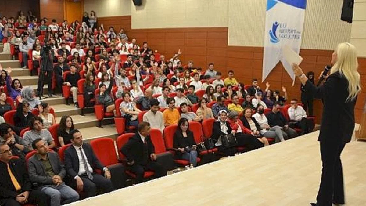 Cumhurbaşkanı Başdanışmanı Alptekin, 'Türkiye Kültürel Süper Güçtür'