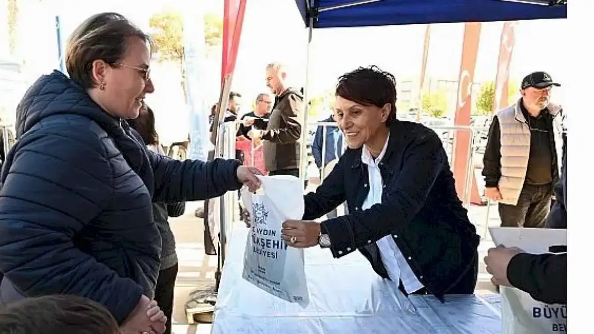 Başkan Çerçioğlu Binlerce Fideyi Didimliler ile Buluşturdu