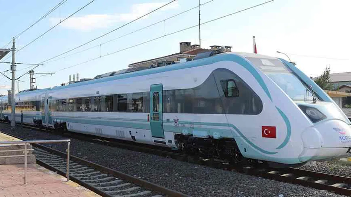 Milli Elektrikli Hızlı Tren 2026’da raylara iniyor