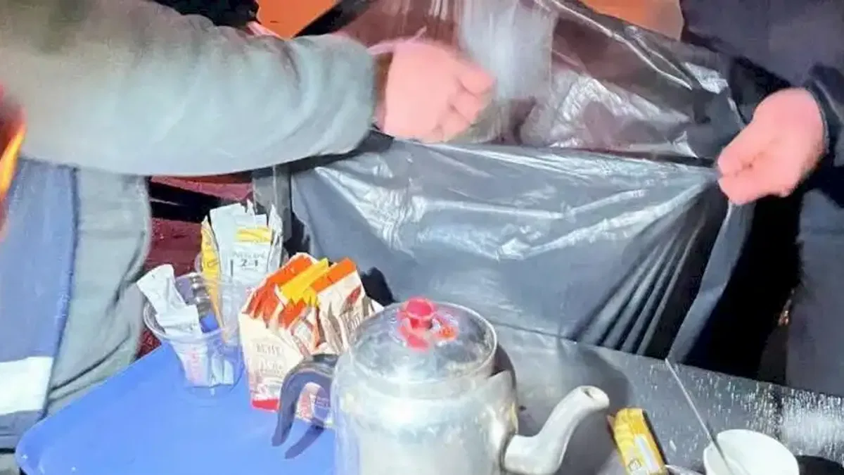 İzmir Zabıtası'ndan fahiş fiyat ve izinsiz satışa geçit yok!