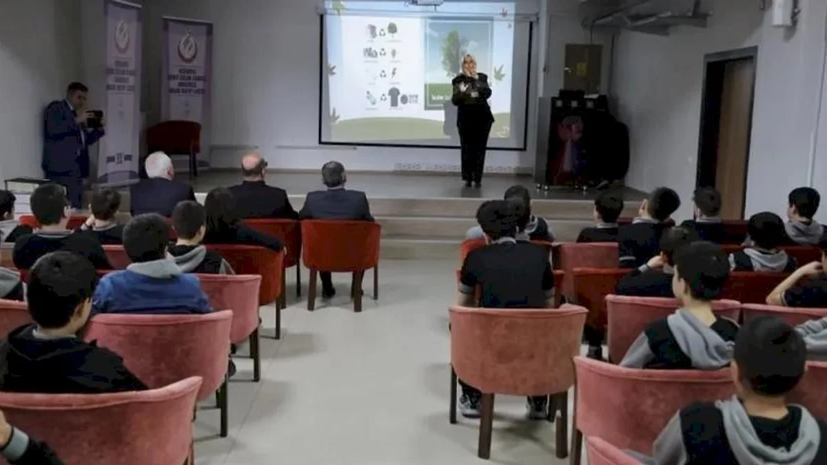 Kütahya’da öğrencilere sıfır atık eğitimi