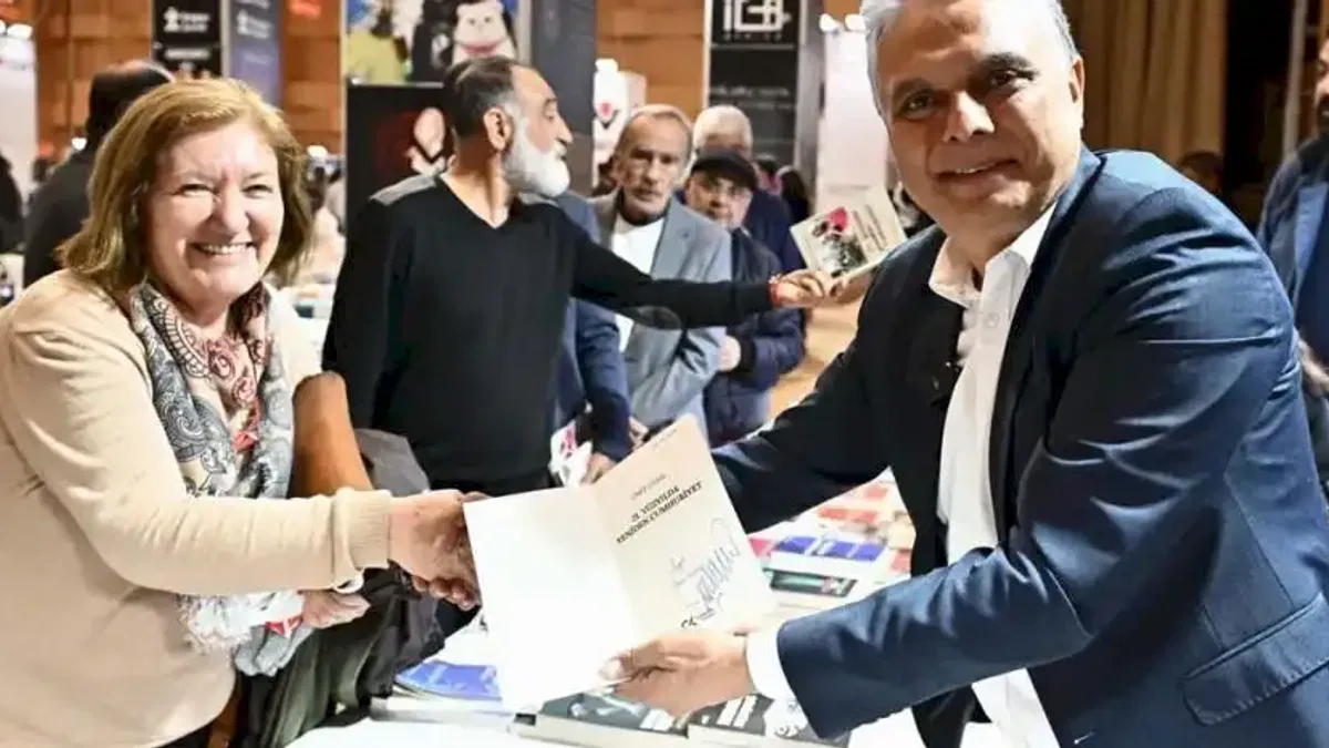 Antalya Muratpaşa'da Başkan Uysal’dan kenetlenme çağrısı