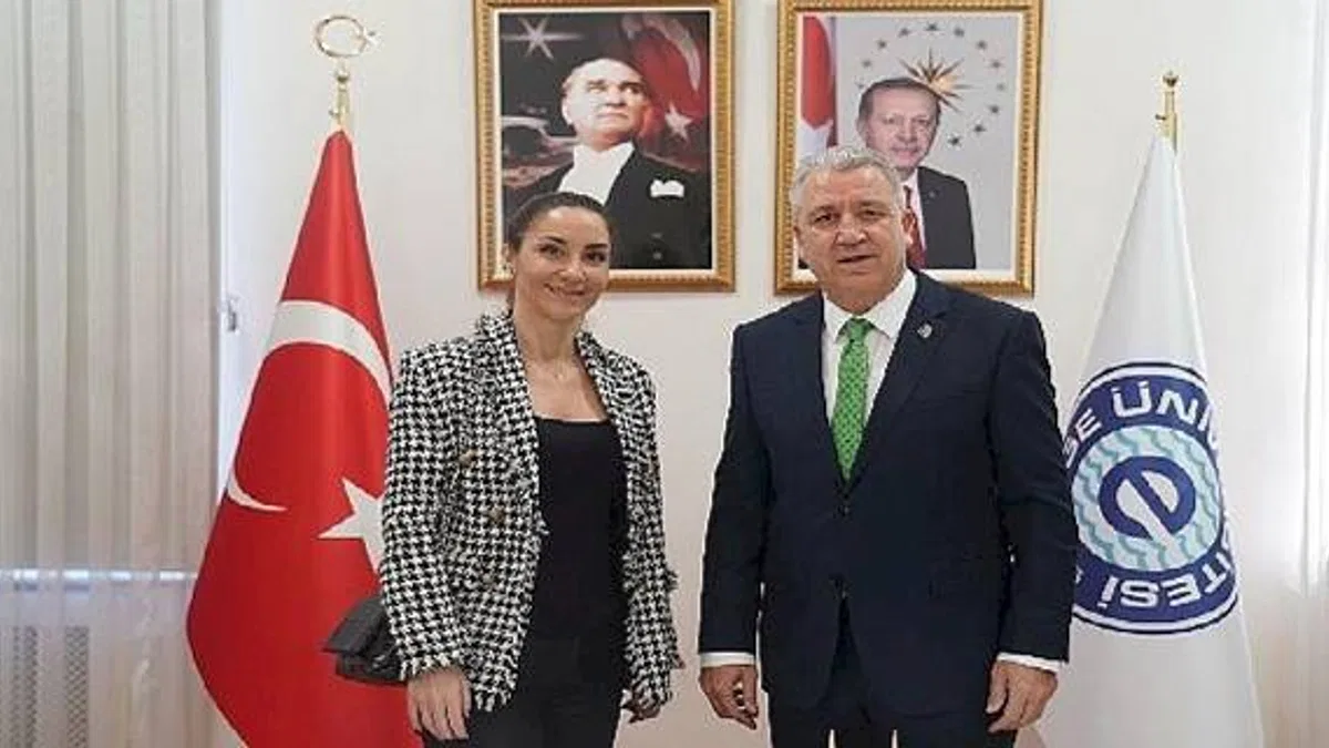 Bu proje ile geri dönüşümlü giysilerin özellikleri üretim öncesinde tahminlenecek