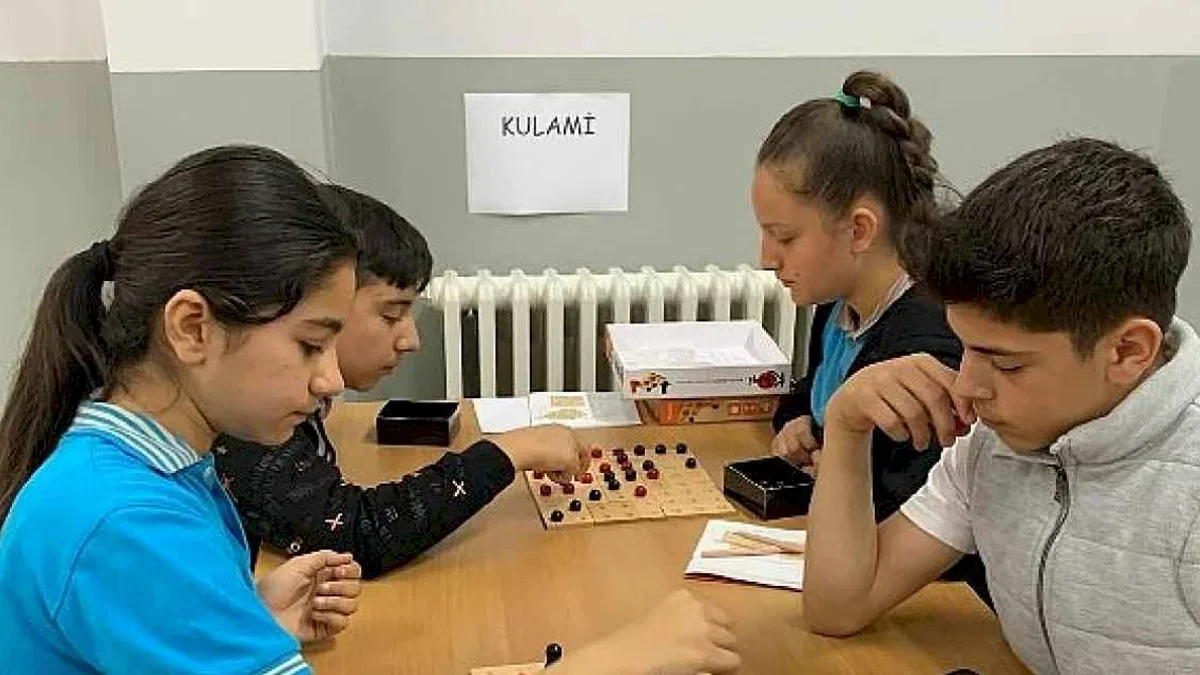 'Minik Eller Büyük Hayaller' Projesi