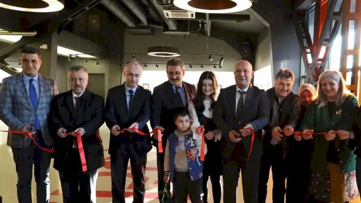 Kültür ve gelenek portrelerde hayat buldu