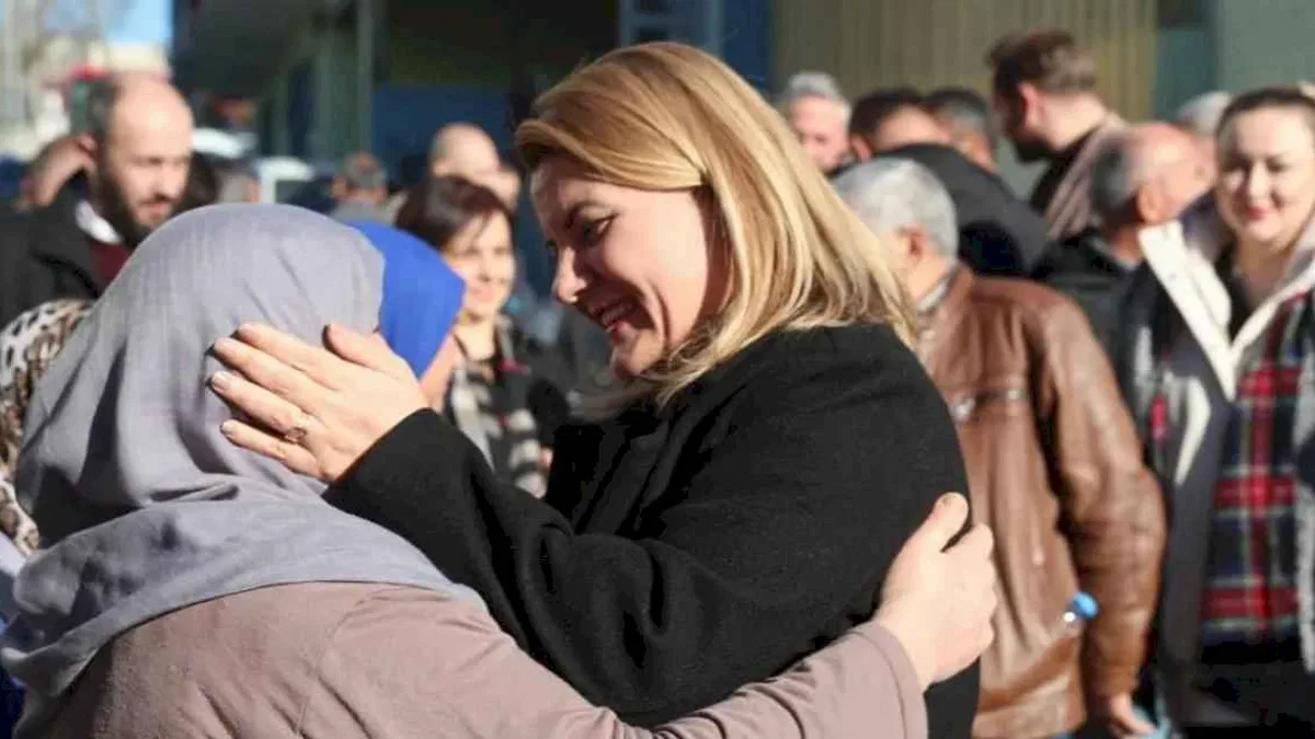 Yassıbağlılar Başkan Hürriyet’i bağrına bastı