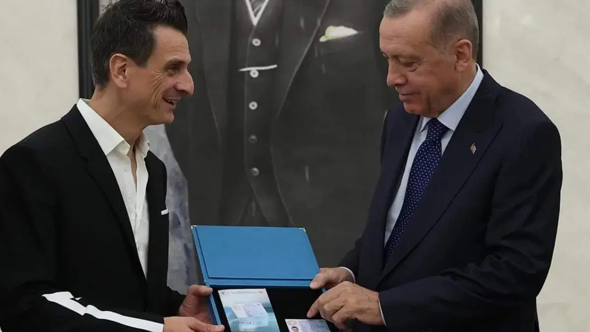 Erdoğan'dan Guidetti'ye 'Turkuaz kart'