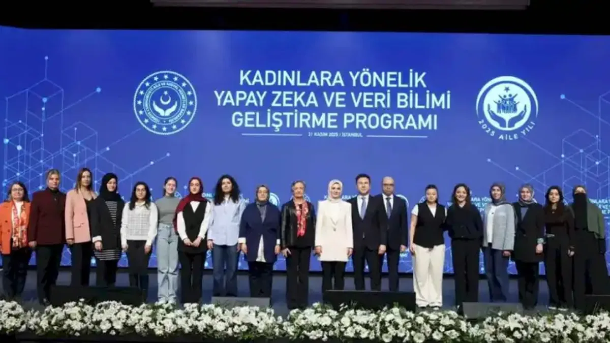Bakan Göktaş: Kadınlar yapay zekâya dahil oldukça teknoloji daha adil olacak