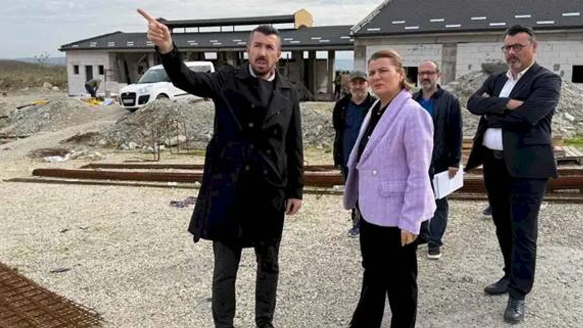 Koaceli İzmit’te Dost Pati Yaşam Alanı çalışmaları hızla sürüyor