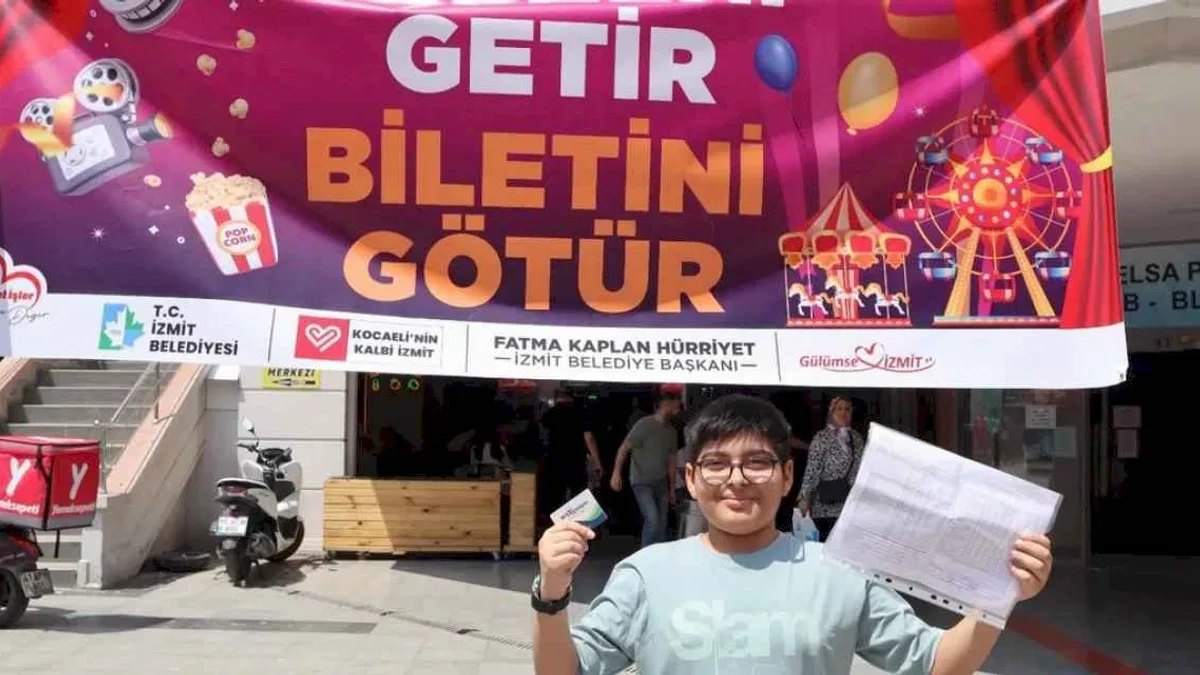 İzmit'te 'karneni getir, biletini götür' etkinliğine yoğun ilgi