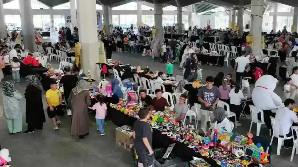 Konya’da çocuklardan paylaşım ve dayanışma pazarı
