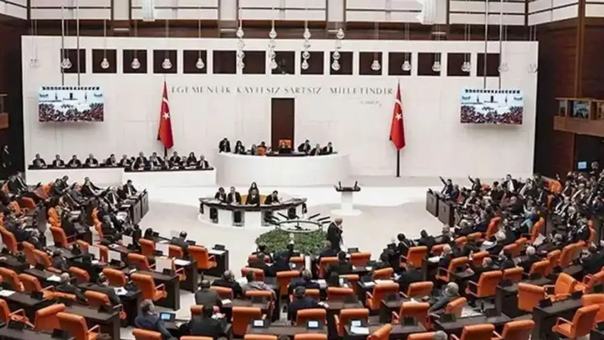 2025 bütçeleri onaylanıyor... Adalet ve Dışişleri'nin bütçeleri kabul edildi