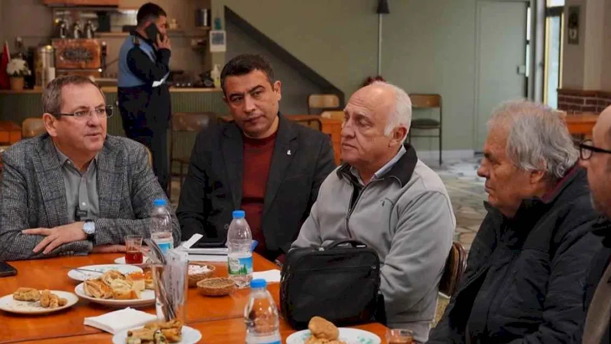Balıkesir Ayvalık’ta yeni yılın ilk buluşması