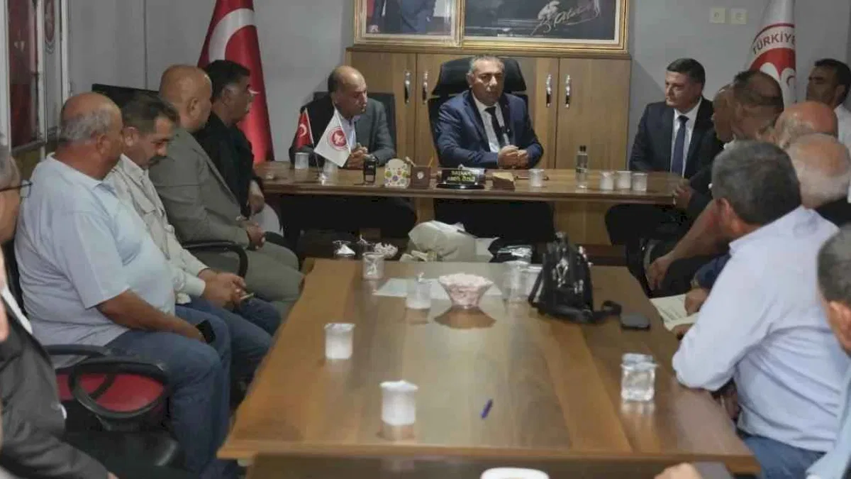 Adana Yumurtalık’ta 4 ilçenin muhtarlarıyla buluşma