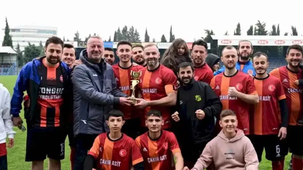 Ortasarıbey ‘Köyler Arası Futbol Turnuvası’ şampiyonu oldu
