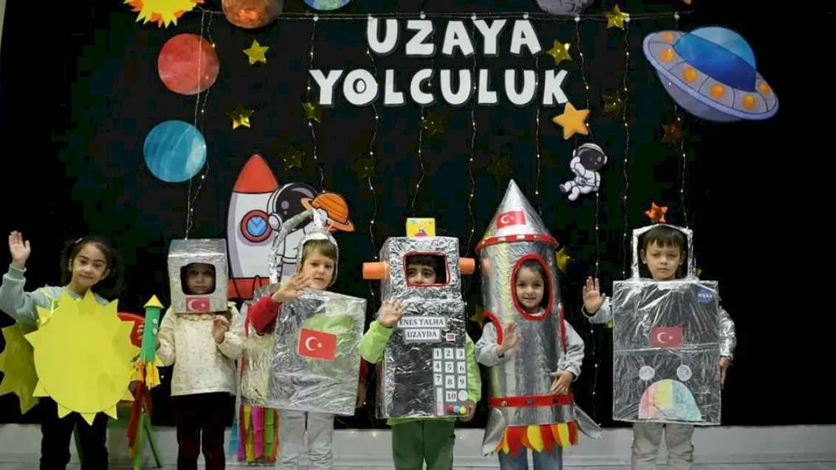 Kocaeli'de minikler uzayı keşfetti
