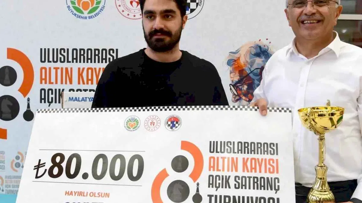 Malatya Uluslararası Altın Kayısı'da 'şah-mat'çılar ödüllendirildi