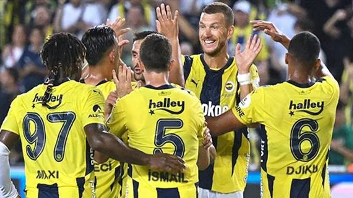 Fenerbahçe 1-0 Adana Demirspor (Maç Sonucu) Fener sezona galibiyetle başladı!