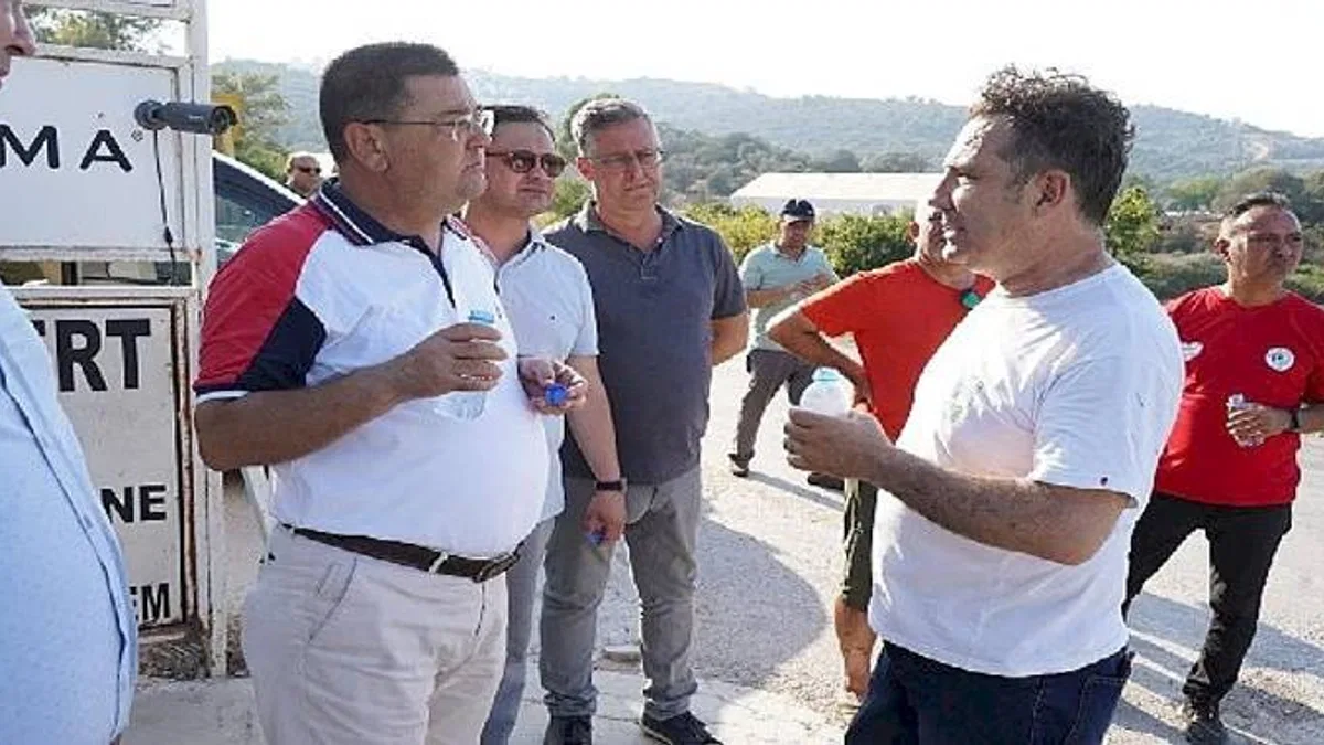 Sanatçı Ferhat Göçer yangın bölgesinde
