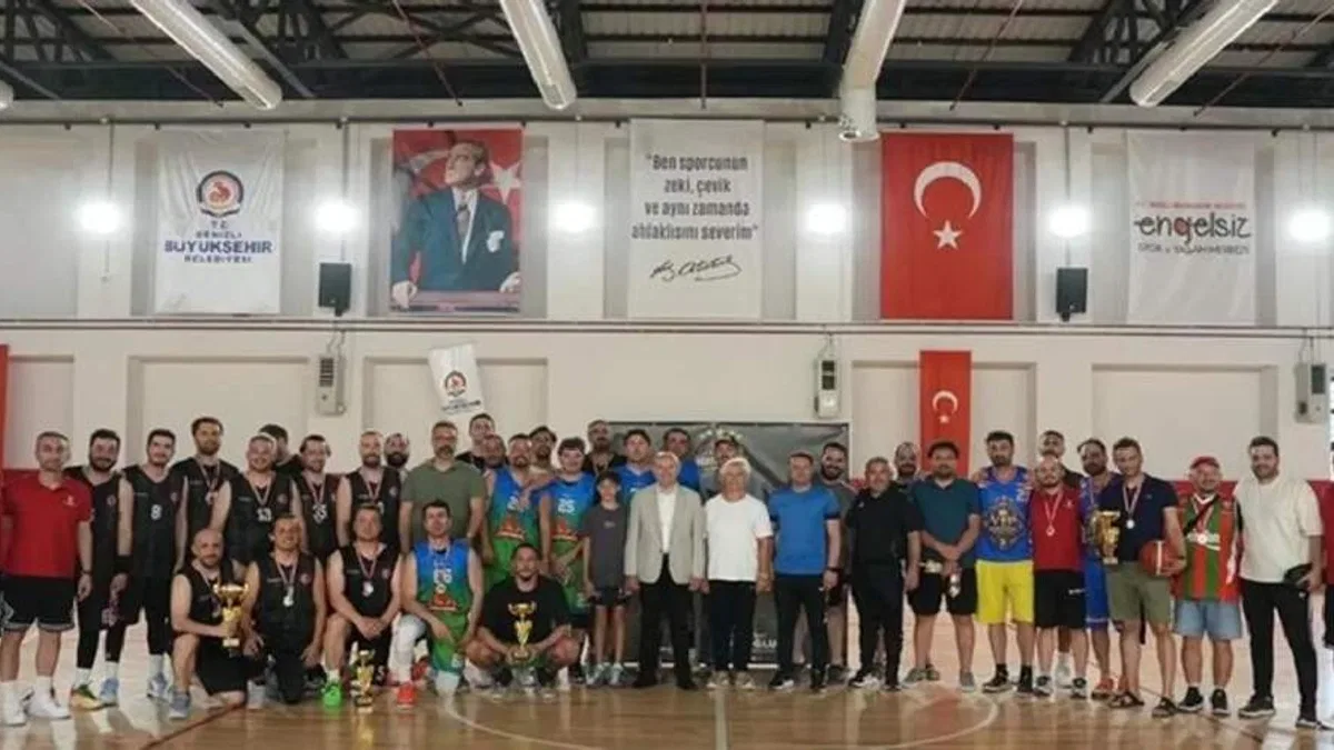 Denizli Büyükşehir Master Cup +35’te kupalar sahiplerini buldu