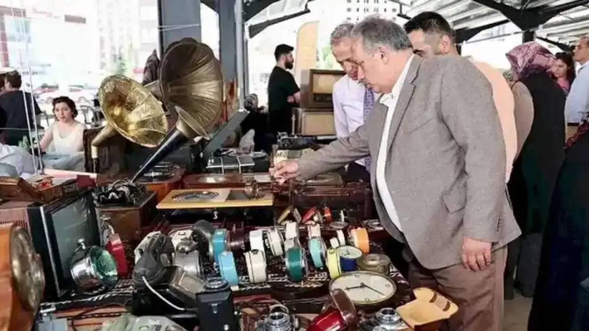 Kayserili antikacılar Talas'ta buluşuyor