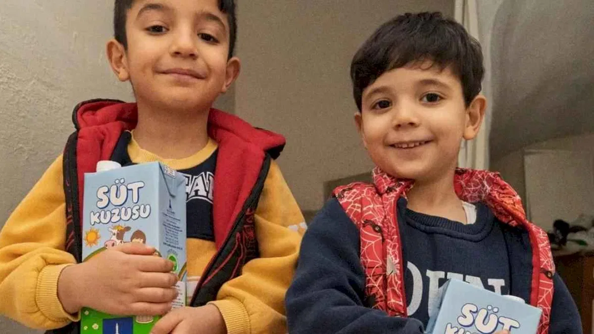 İzmir'de 'Süt Kuzusu' dağıtımları başladı