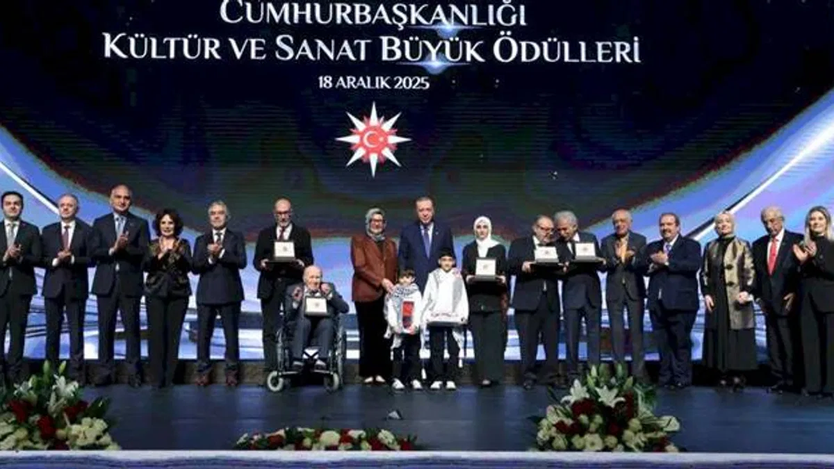 Cumhurbaşkanlığı büyük ödülleri sahiplerini buldu... Erdoğan'dan kültür ve sanat vurgusu