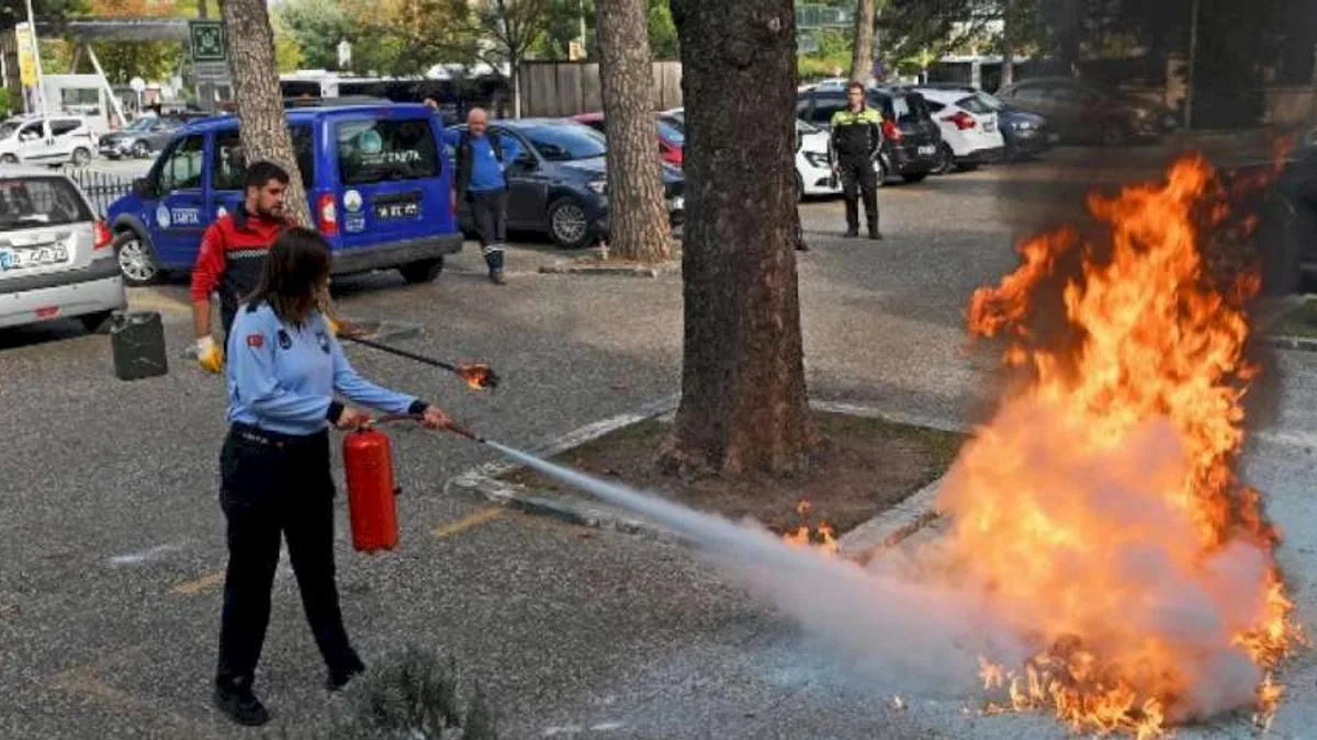 Bursa Osmangazi Belediyesi’nde yangın tatbikatı