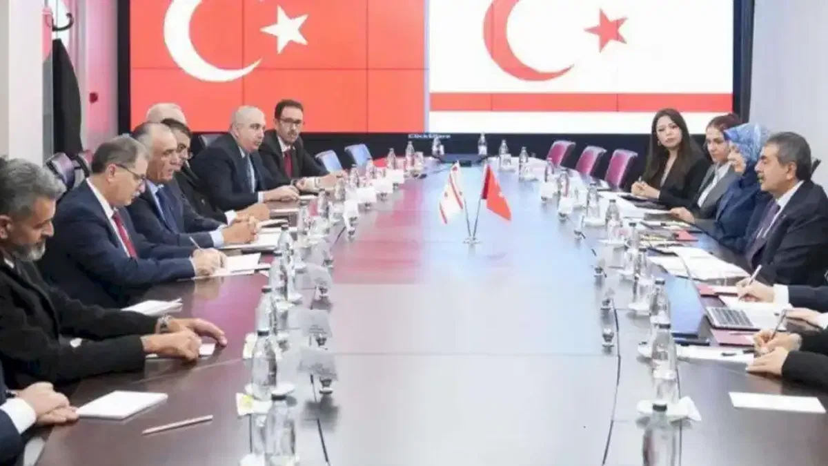 Bakan Tekin, KKTC'li mevkidaşını ağırladı