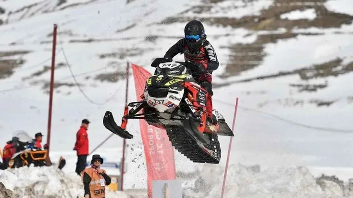 Dünya Snowcross Şampiyonası Erciyes'te start aldı