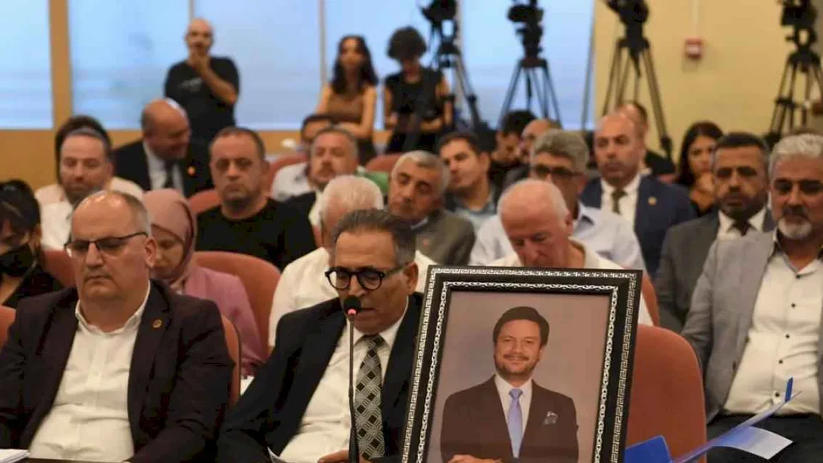 Bursa Osmangazi'de buruk meclis!