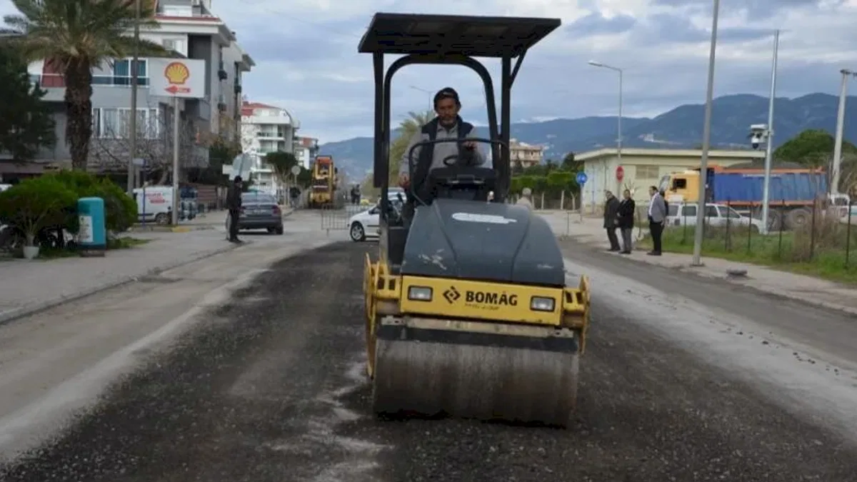 Antalya Büyükşehir’den Kestel yoluna bakım onarım