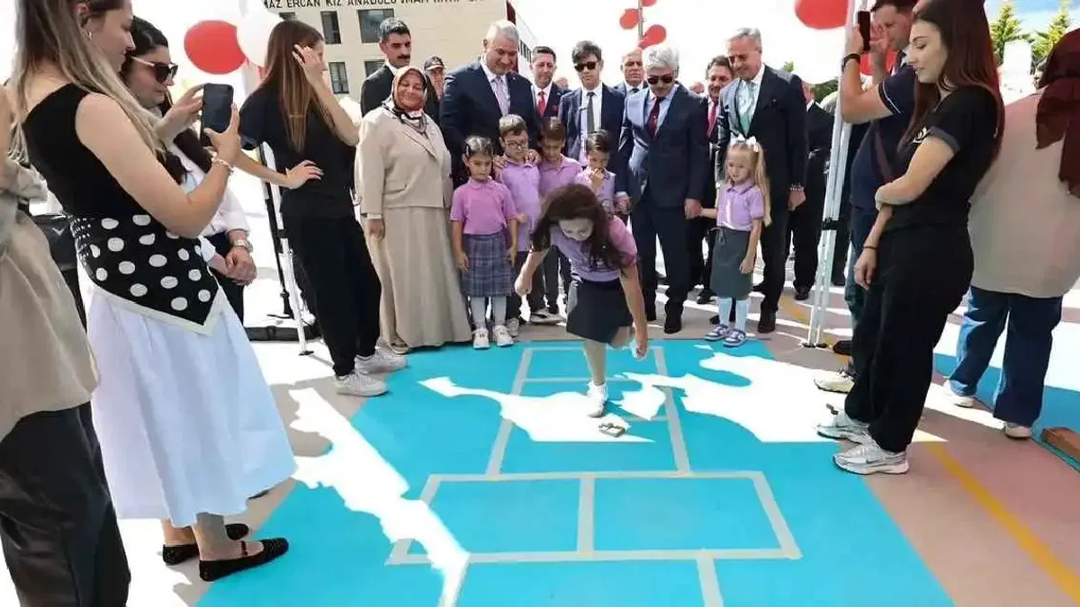 Sakarya eğitiminde ilköğretime coşkulu başlangıç