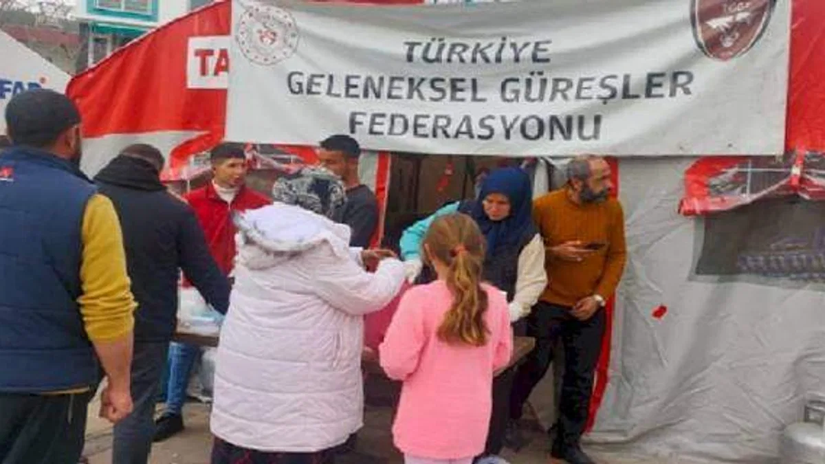 Türkiye Geleneksel Güreşler Federasyonu'ndan deprem mesaisi