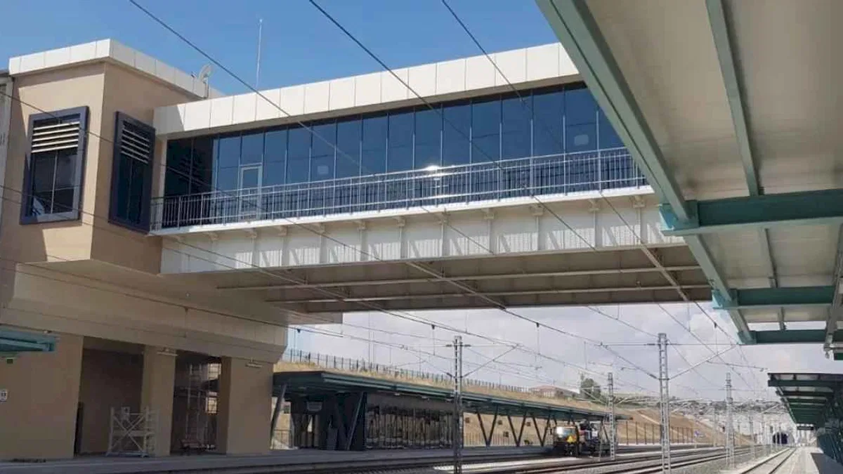 O hatta 4,5 ayda 200 binden fazla yolcu taşındı
